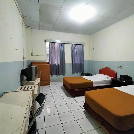 Hotel Nirwana Ternate Redpartner Dış mekan fotoğraf