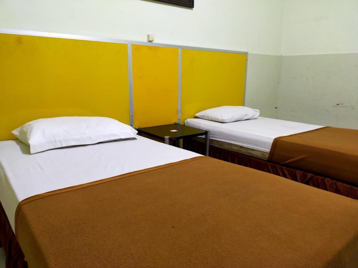 Hotel Nirwana Ternate Redpartner Dış mekan fotoğraf