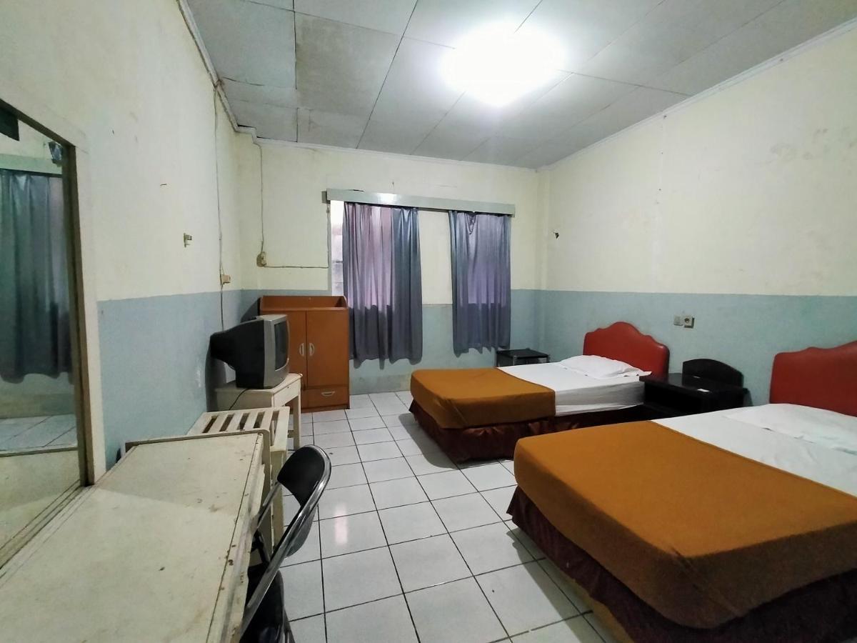 Hotel Nirwana Ternate Redpartner Dış mekan fotoğraf